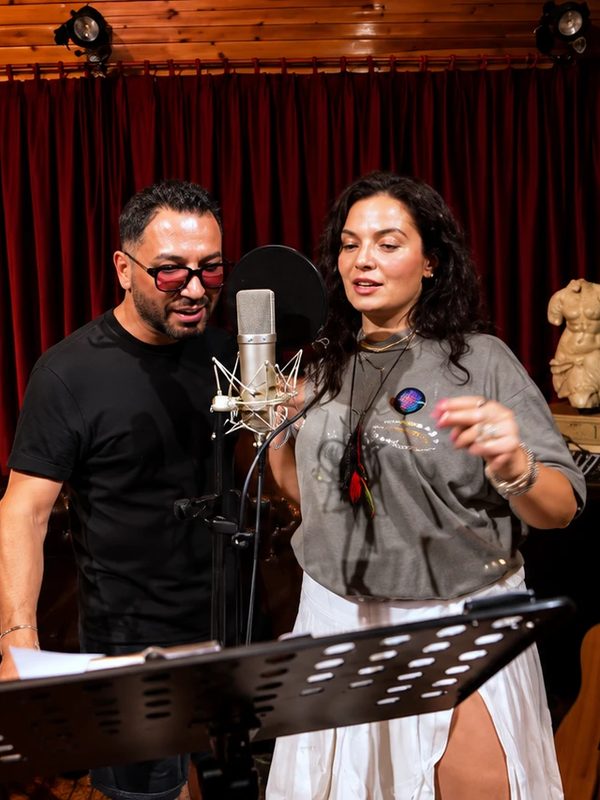 Aslı Bekiroğlu & Aşkım Kapışmak